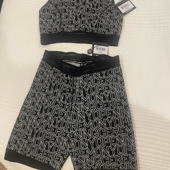 Opening Ceremony Set - Picture 8 of 12